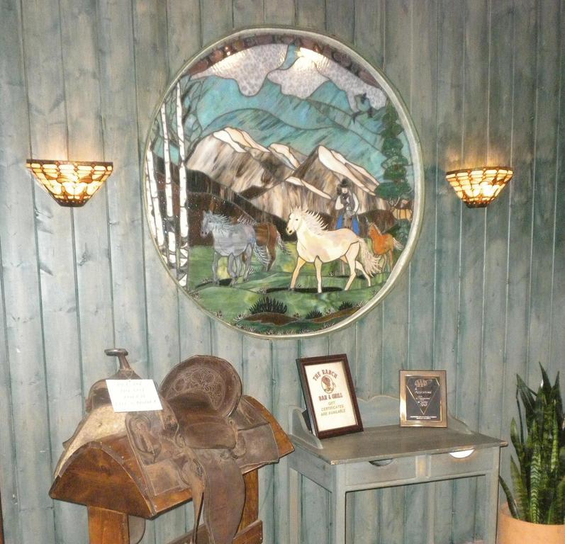 Mountain Ranch Resort At Beacon Hill Williams Eksteriør billede